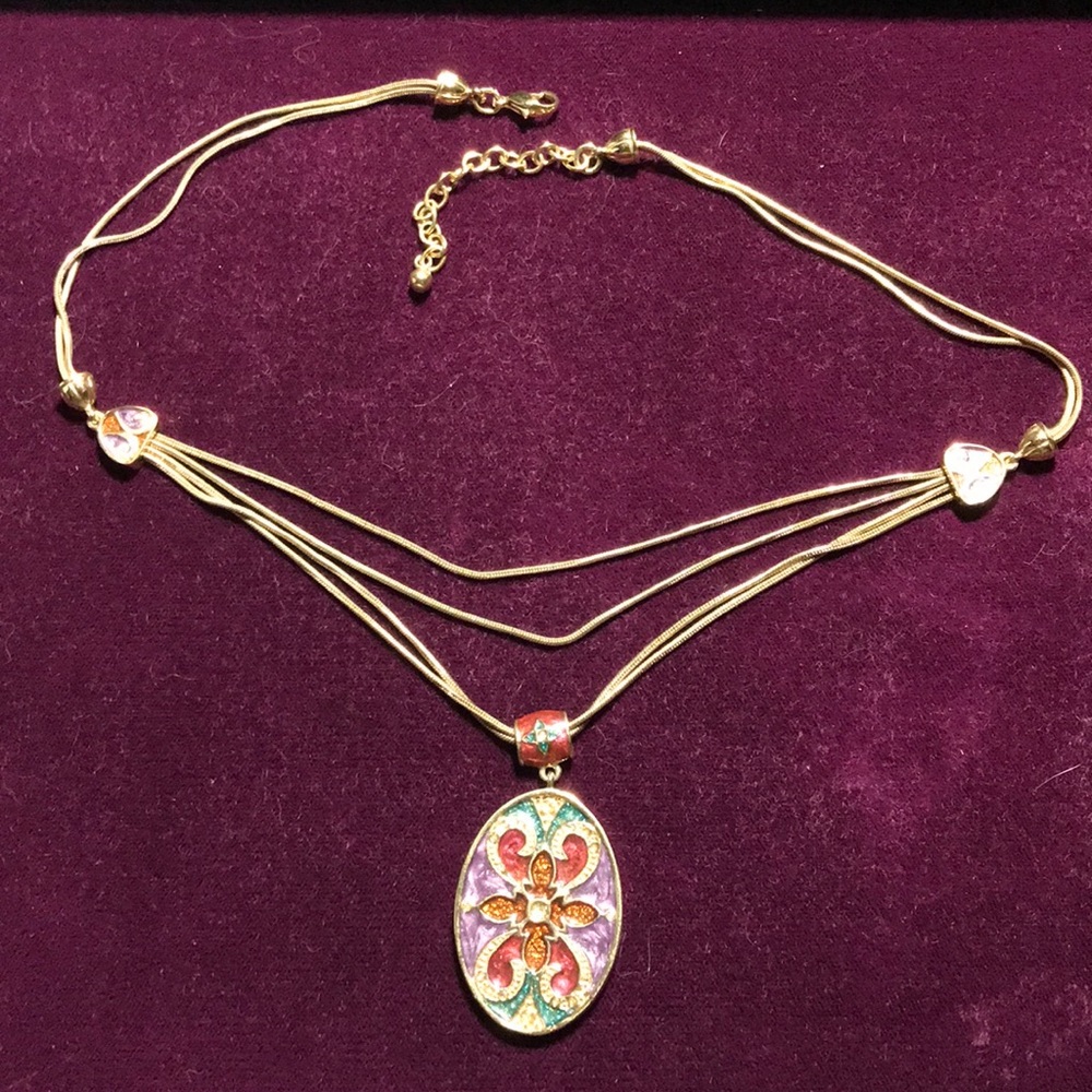 Gold tone chain necklace 18”